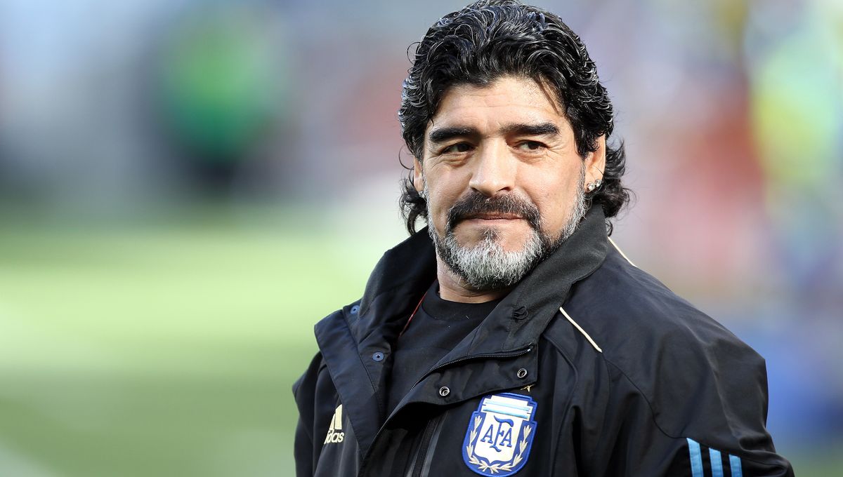 découvrez l'héritage de maradona à travers son majestueux mausolée, un lieu de pèlerinage pour ses fans. plongez dans l'histoire d'une légende du football et explorez les émotions qui entourent ce monument emblématique consacré à l'un des plus grands joueurs de tous les temps.