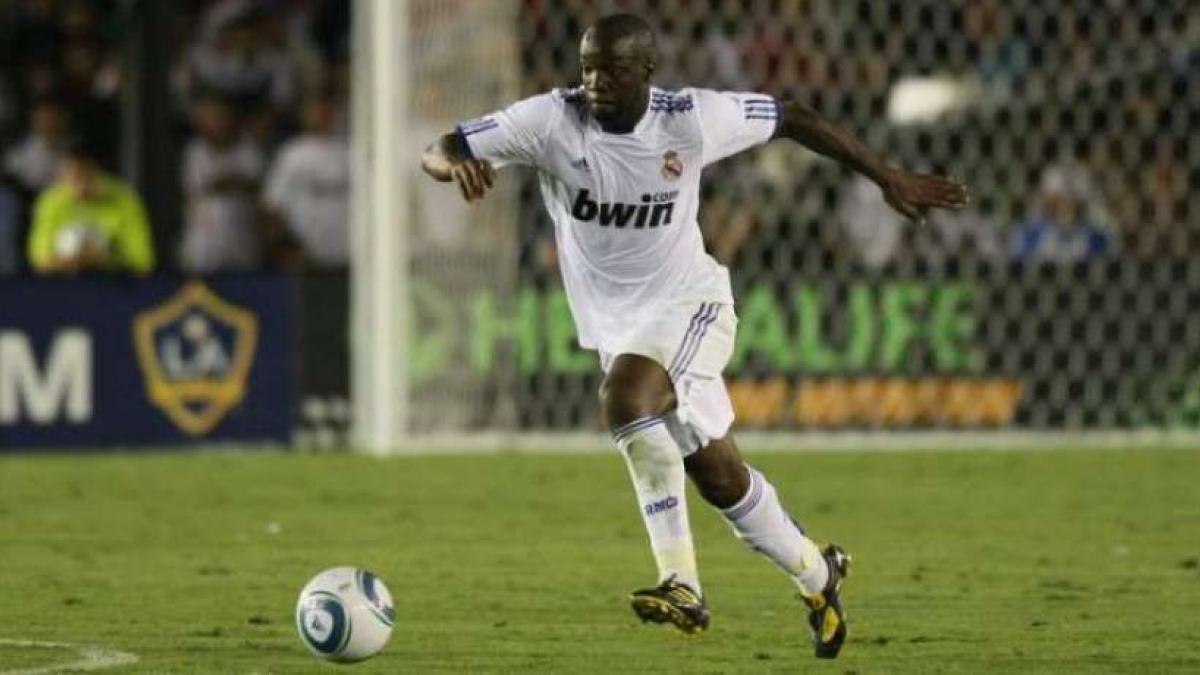 découvrez comment lassana diarra, figure emblématique du mercato, s'impose comme un atout majeur pour les clubs avec son expérience et son talent sur le terrain. analyse des enjeux et des perspectives de sa carrière.