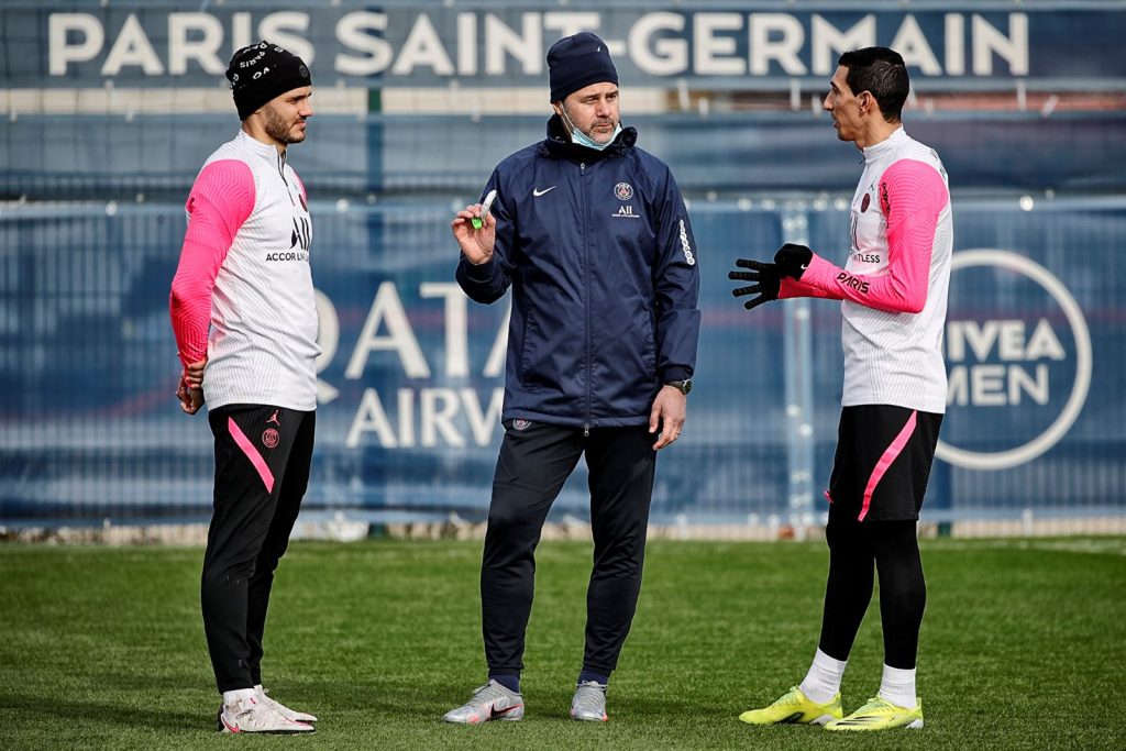 découvrez comment le paris saint-germain met en place une stratégie audacieuse pour identifier et développer de jeunes talents, assurant ainsi un avenir prometteur pour le club tout en renforçant son équipe phare. plongez dans les initiatives qui font du psg un modèle en matière de formation et de valorisation des jeunes joueurs.