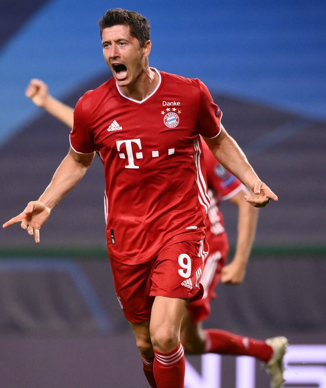 découvrez les dernières actualités sur les transferts du bayern munich : rumeurs, arrivées et départs de joueurs, analyses et commentaires des experts. restez informé sur l'évolution de l'effectif du club et les stratégies de recrutement pour la saison à venir.