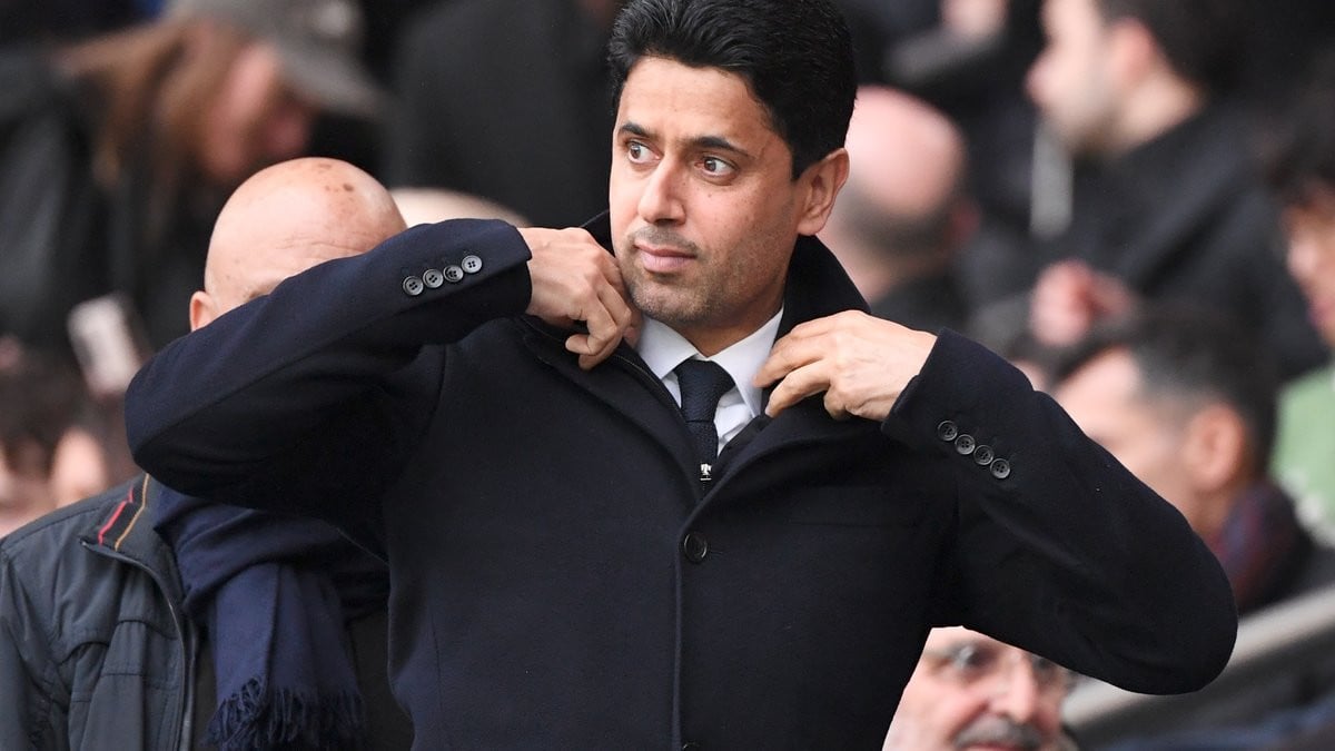 découvrez les détails du transfert marquant du psg, évalué à 40 millions d'euros. plongez dans les enjeux financiers et sportifs de cette transaction qui pourrait révolutionner l'équipe parisienne.