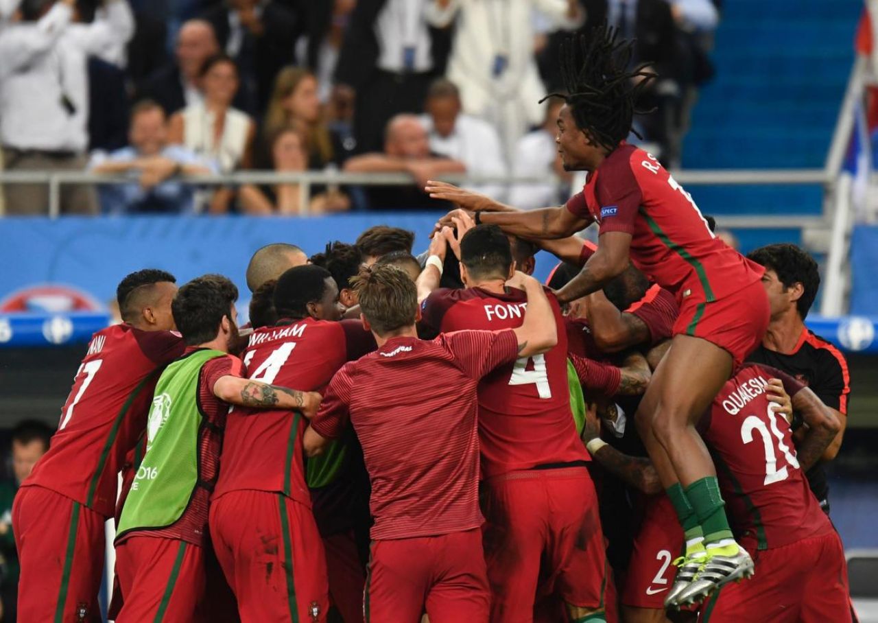 découvrez l'univers passionnant du football portugais, un sport empreint de talent, de rivalités historiques et de clubs emblématiques tels que le fc porto et le benfica lisbonne. plongez dans l'actualité, les joueurs clés et les succès internationaux qui font la renommée de cette discipline au pays de l'água e do sol.