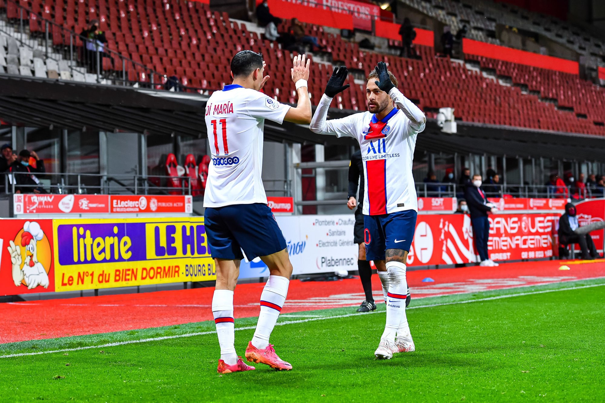 découvrez comment le psg met le cap sur un prodige argentin prometteur, un talent qui pourrait révolutionner le club. suivez les dernières actualités et analyses sur cette possible future star du football.