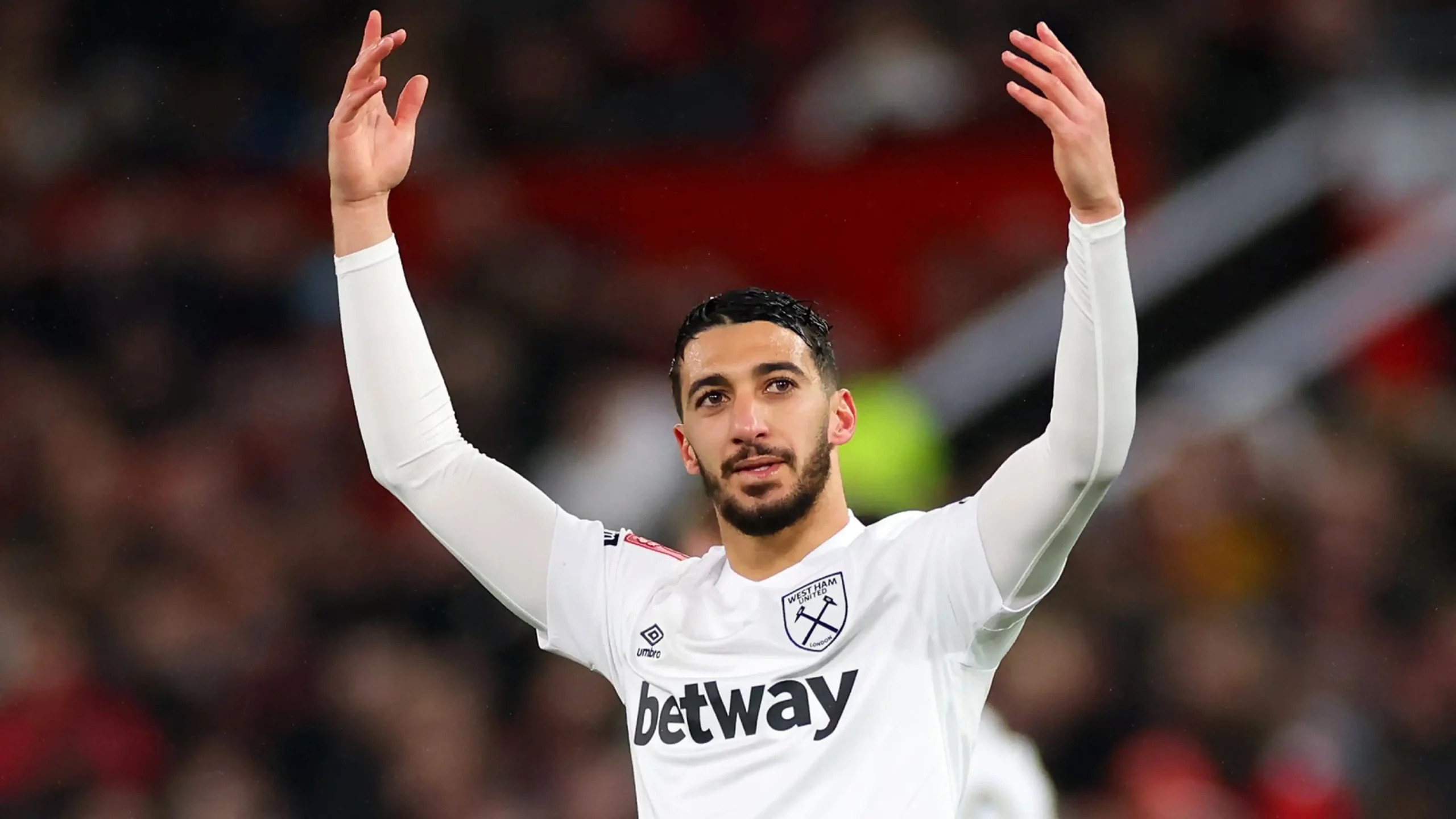 découvrez tout ce qu'il faut savoir sur le mercato hivernal 2025 : les transferts, les rumeurs, les analyses et les impacts sur le championnat. restez informé des dernières actualités du football et suivez les talents qui pourraient changer de club cet hiver.