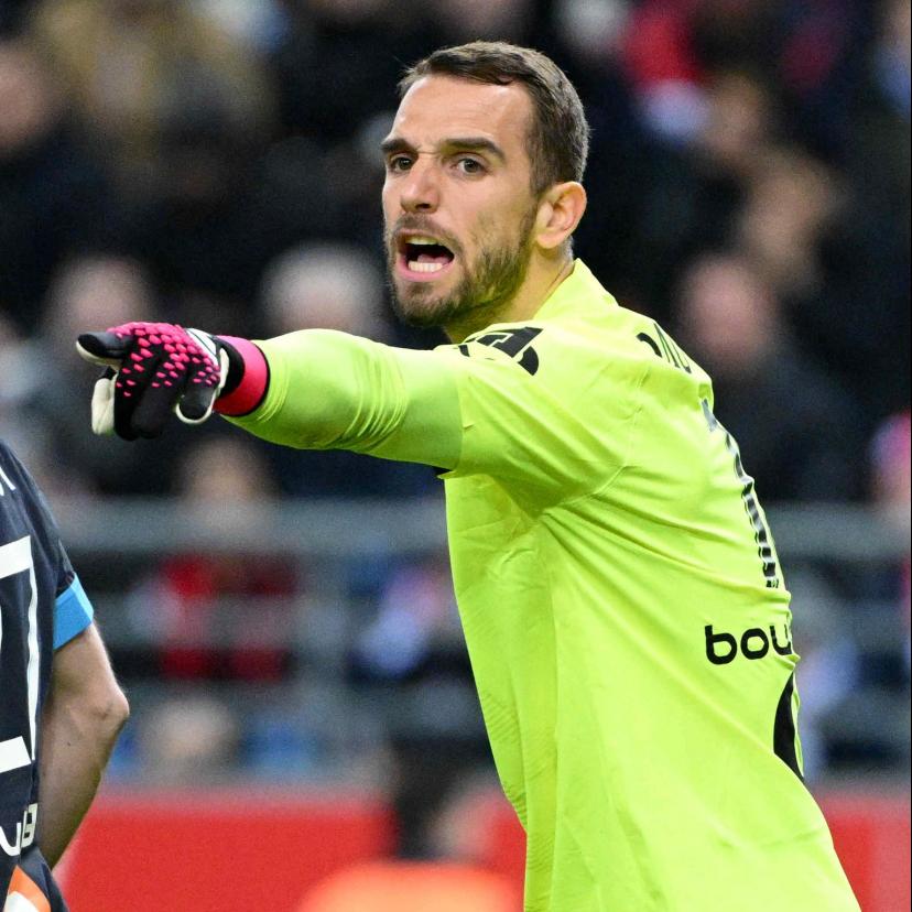découvrez toutes les informations concernant l'annulation du transfert de pau lopez. restez à jour sur les dernières nouvelles du marché des transferts et les impacts pour le joueur et son club.