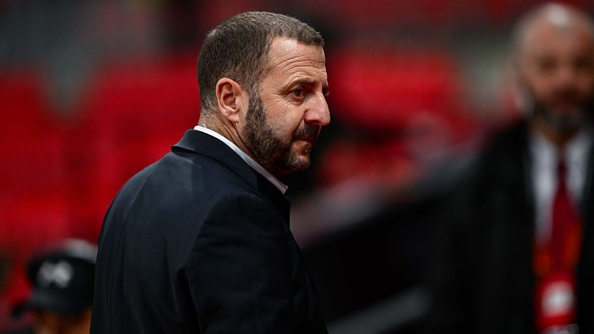 suivez en direct le premier jour du mercato entre rennes et l'ol ! découvrez les dernières rumeurs de transfert, les annonces officielles et les analyses des enjeux de ce mercato palpitant. restez connecté pour toutes les informations sur vos joueurs préférés et les stratégies de chaque équipe.
