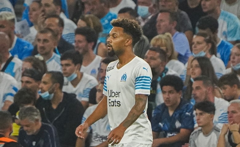 découvrez toutes les informations sur le transfert d'un joueur à l'olympique de marseille pour 4 millions d'euros. analysez les implications de ce deal sur l'équipe et ses performances dans la saison à venir.
