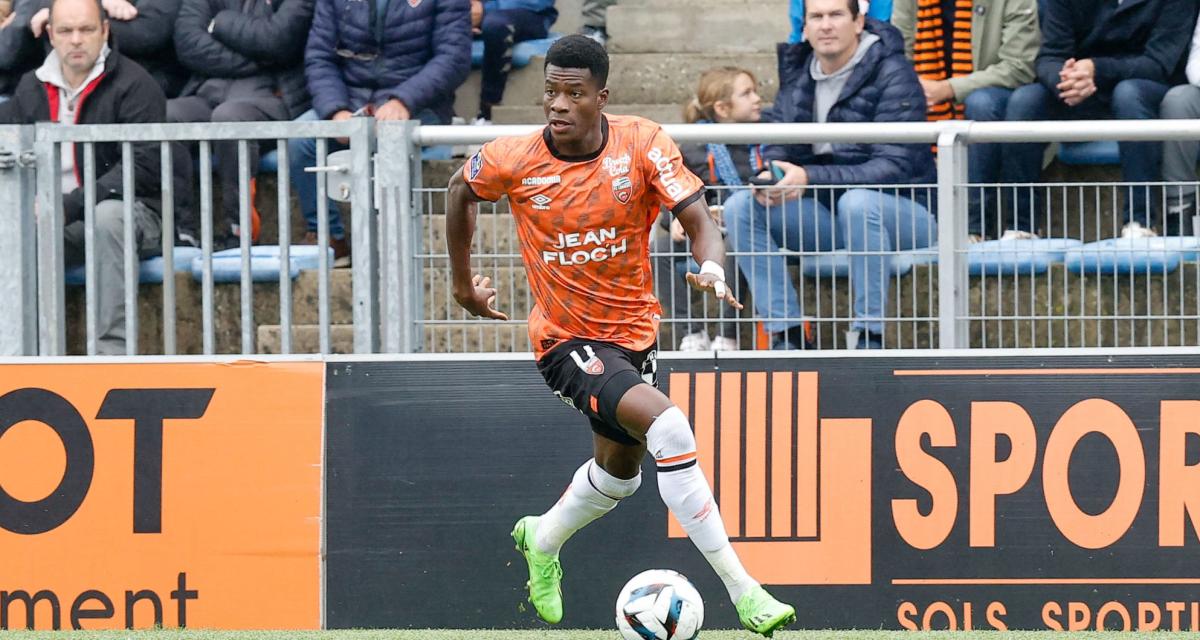 découvrez les dernières actualités et analyses sur les transferts du mercato, avec des informations en temps réel sur les joueurs, les clubs et les rumeurs qui animent le monde du football.