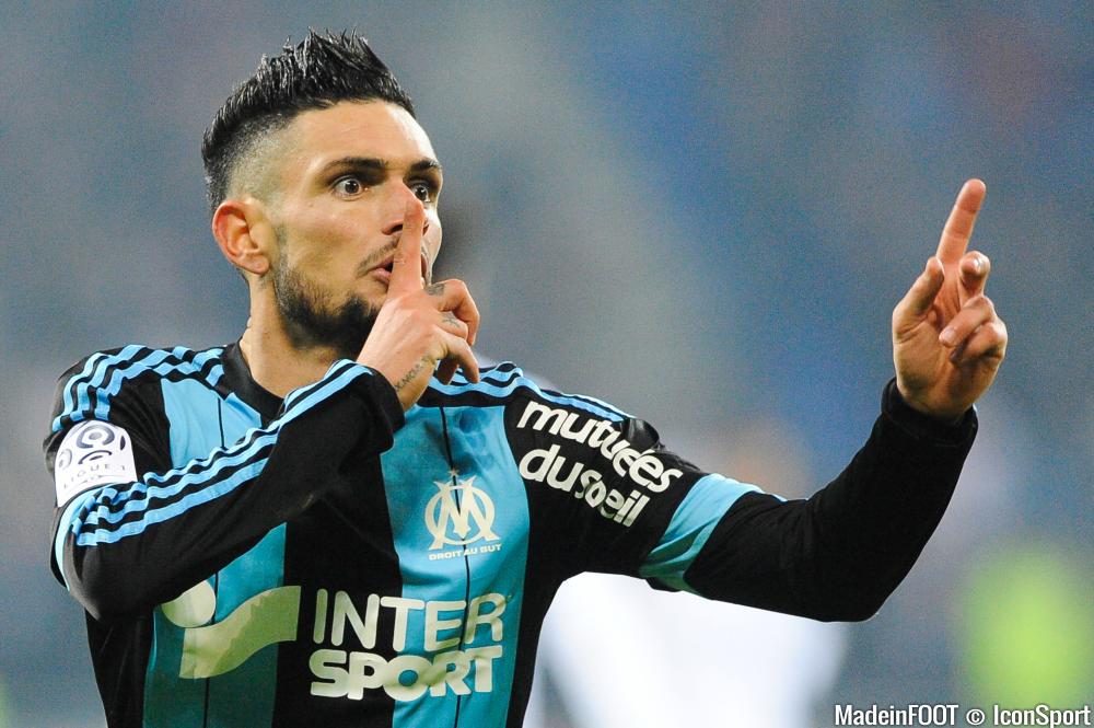 découvrez la carrière fulgurante de cabella à l'olympique de marseille, ses performances marquantes et l'impact qu'il a eu sur le club. plongez dans l'univers du foot et revivez les moments phares de son passage à l'om.