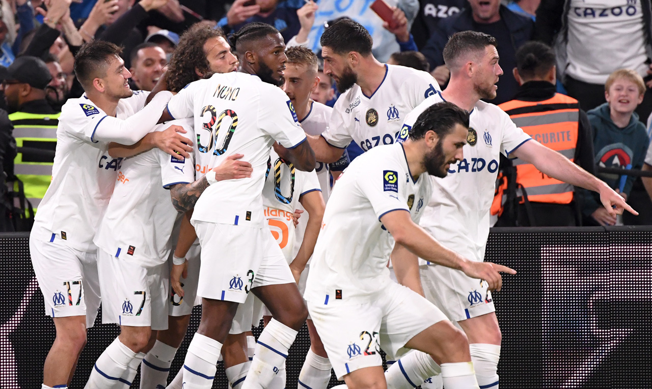 découvrez les dernières actualités sur le transfert de l'olympique de marseille. restez informé des mouvements de joueurs, des rumeurs et des analyses pour ne rien manquer de l'évolution de votre club préféré.