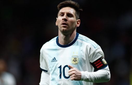 découvrez les dernières actualités football, analyses des matchs, transferts, interviews et plus encore sur vos équipes et joueurs préférés. restez informé des événements marquants du monde du football !