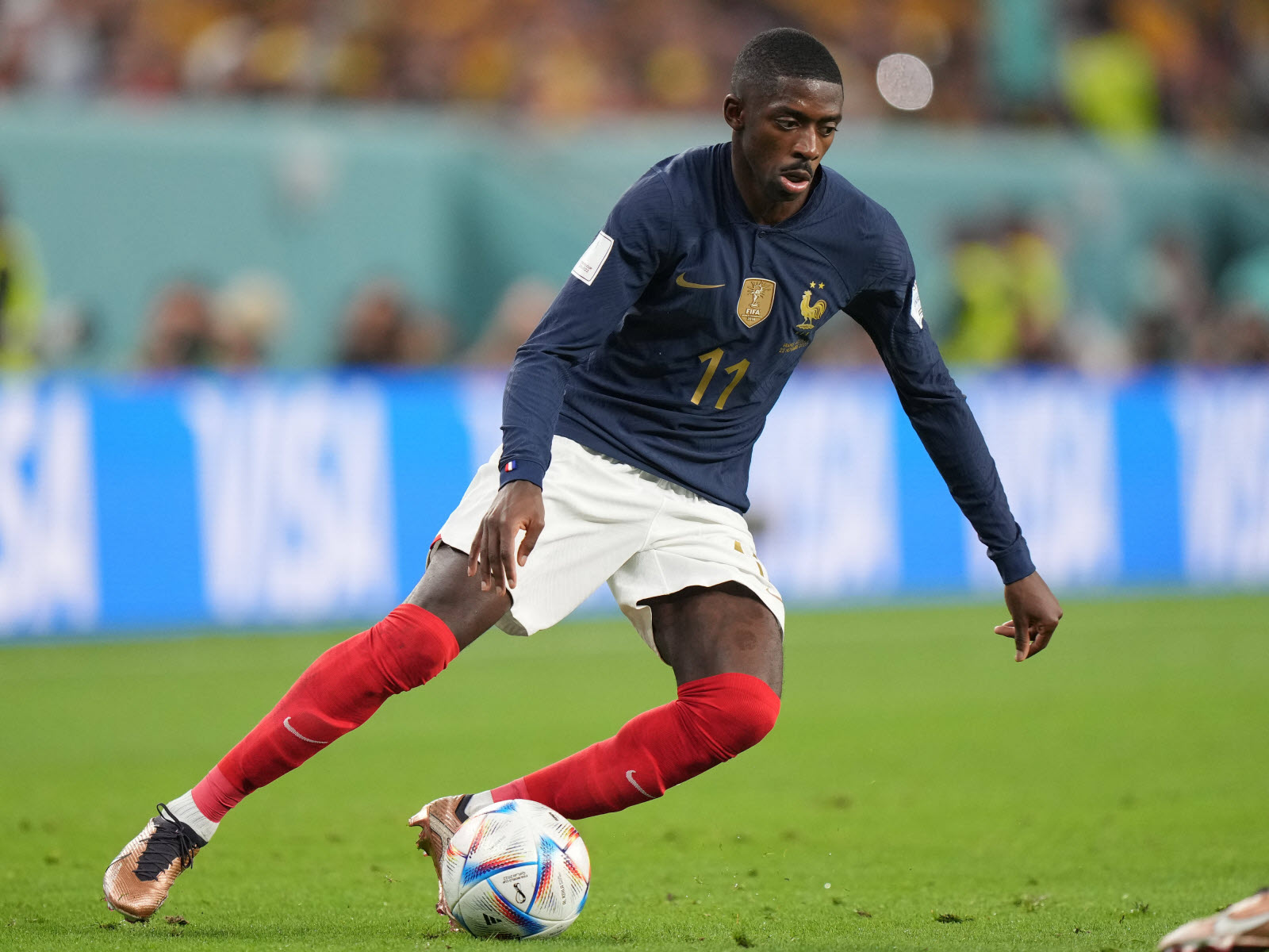 dans cet article exclusif, ousmane dembélé lève le voile sur les secrets du vestiaire, révélant des anecdotes fascinantes et des dynamiques d'équipe qui façonnent la vie quotidienne des joueurs. plongez dans l'intimité du sport de haut niveau et découvrez comment se construisent les liens entre les coéquipiers.