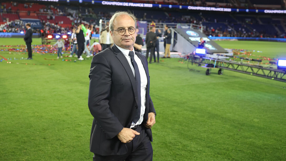 découvrez les dernières actualités sur le transfert de l'attaquant du psg, ses performances, et l'impact de son départ sur l'équipe. restez informés des rumeurs et des confirmations concernant ce joueur talentueux.
