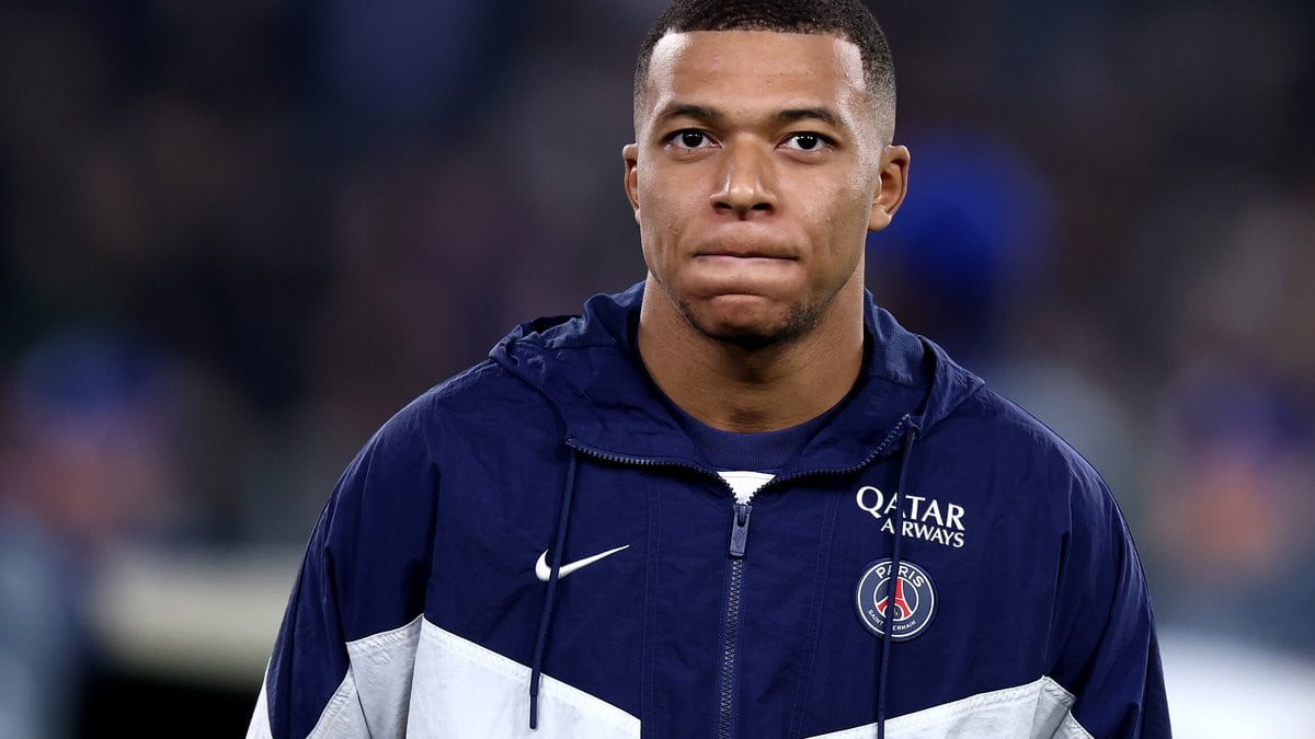 découvrez l'univers fascinant de kylian mbappé, l'un des footballeurs les plus talentueux de sa génération. analyse de sa carrière, ses performances éblouissantes et son impact sur le football moderne.
