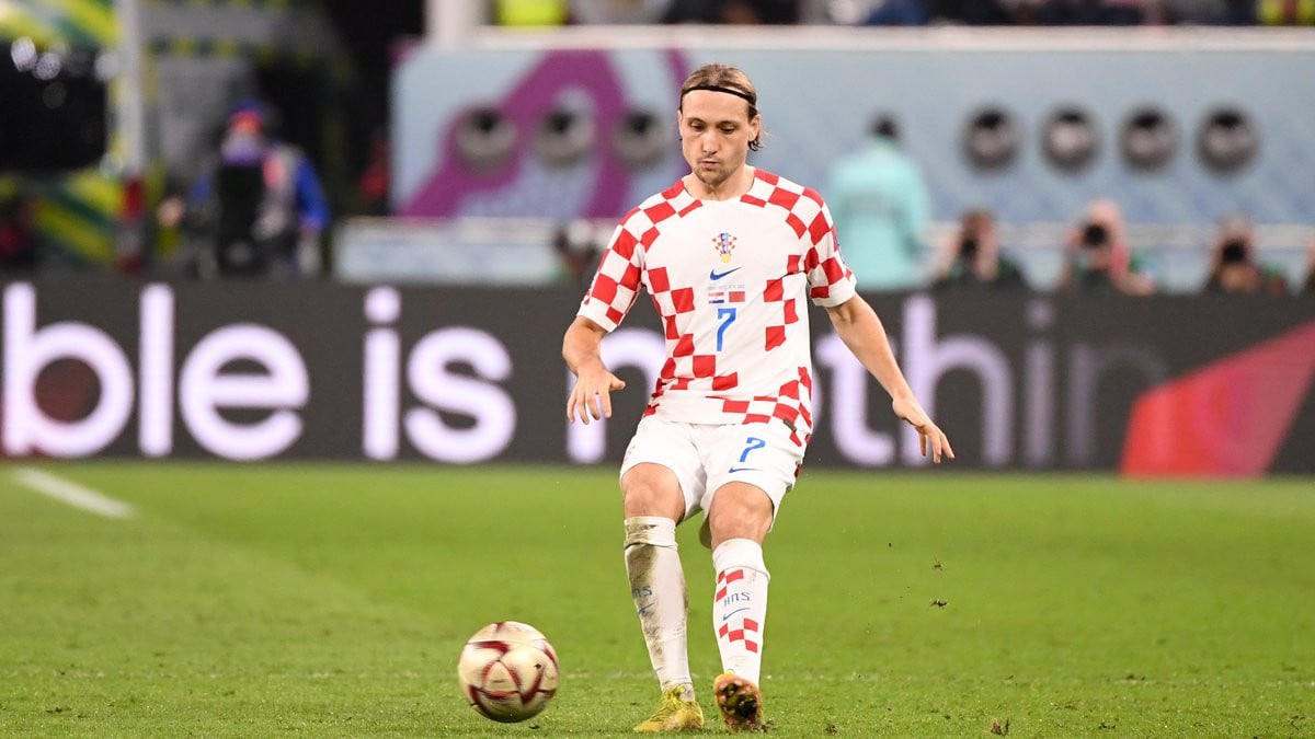 découvrez les dernières rumeurs et analyses sur le transfert d'om à madrid. plongez dans les rêves et ambitions des clubs, ainsi que les impacts potentiels sur le marché du football.