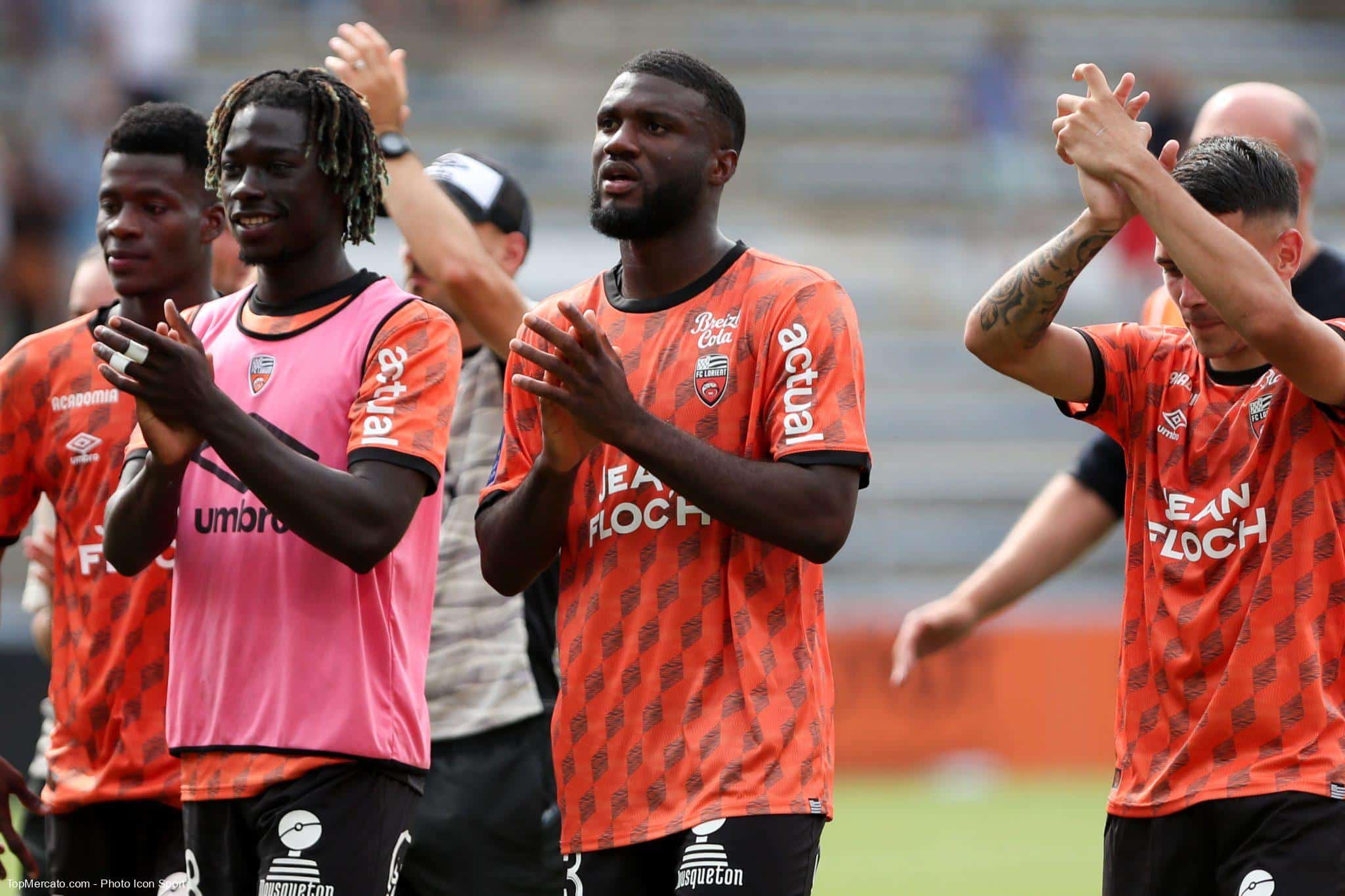 découvrez les détails du transfert de l'om pour 30 millions d'euros, un investissement critique pour renforcer l'effectif et aspirer à de nouveaux succès en ligue 1.