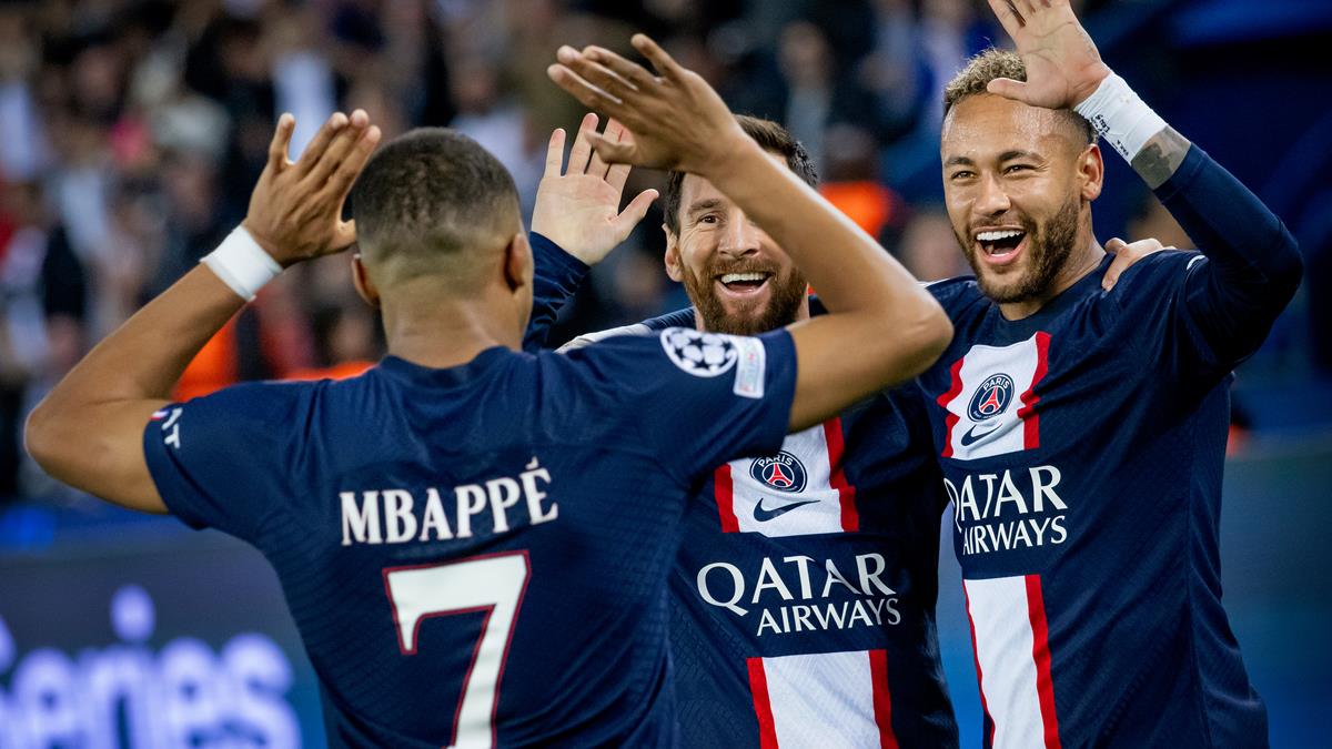 découvrez les dernières actualités et analyses sur les transferts de football en france. restez informé des mouvements des joueurs, des rumeurs de transfert et des stratégies des clubs, pour tout savoir sur le mercato français.