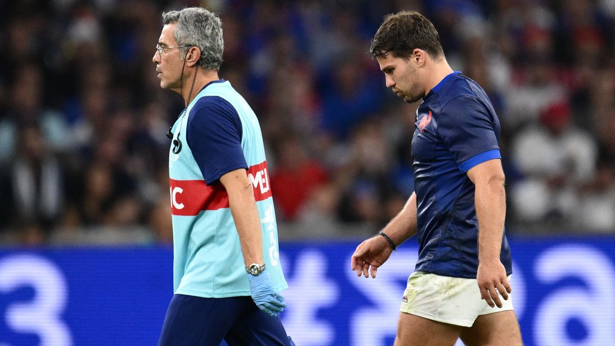 découvrez le transfert d'antoine dupont, une star du rugby français. analysez les enjeux, les clubs intéressés et les répercussions sur le monde du rugby.