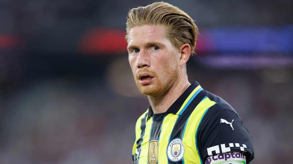 découvrez les dernières informations sur le transfert de kevin de bruyne, l'un des meilleurs milieux de terrain du football mondial. suivez les rumeurs, les annonces officielles et l'impact de son transfert sur le marché des joueurs.