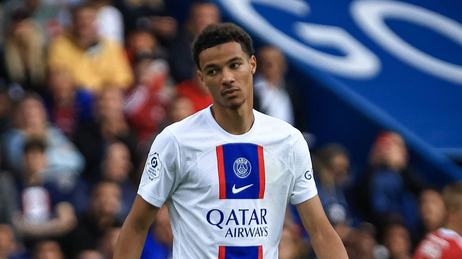 découvrez hugo ekitike, l'attaquant prometteur de chelsea. suivez son parcours, ses performances et son impact sur le terrain dans votre club de football préféré. restez informé des dernières nouvelles et analyses sur ce jeune talent en pleine croissance.