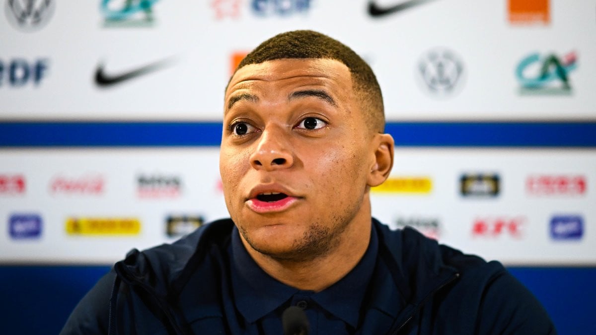 découvrez toutes les informations sur le transfert de kylian mbappé, ses enjeux, les clubs intéressés et les dernières actualités concernant l'un des joueurs les plus talentueux du football mondial.