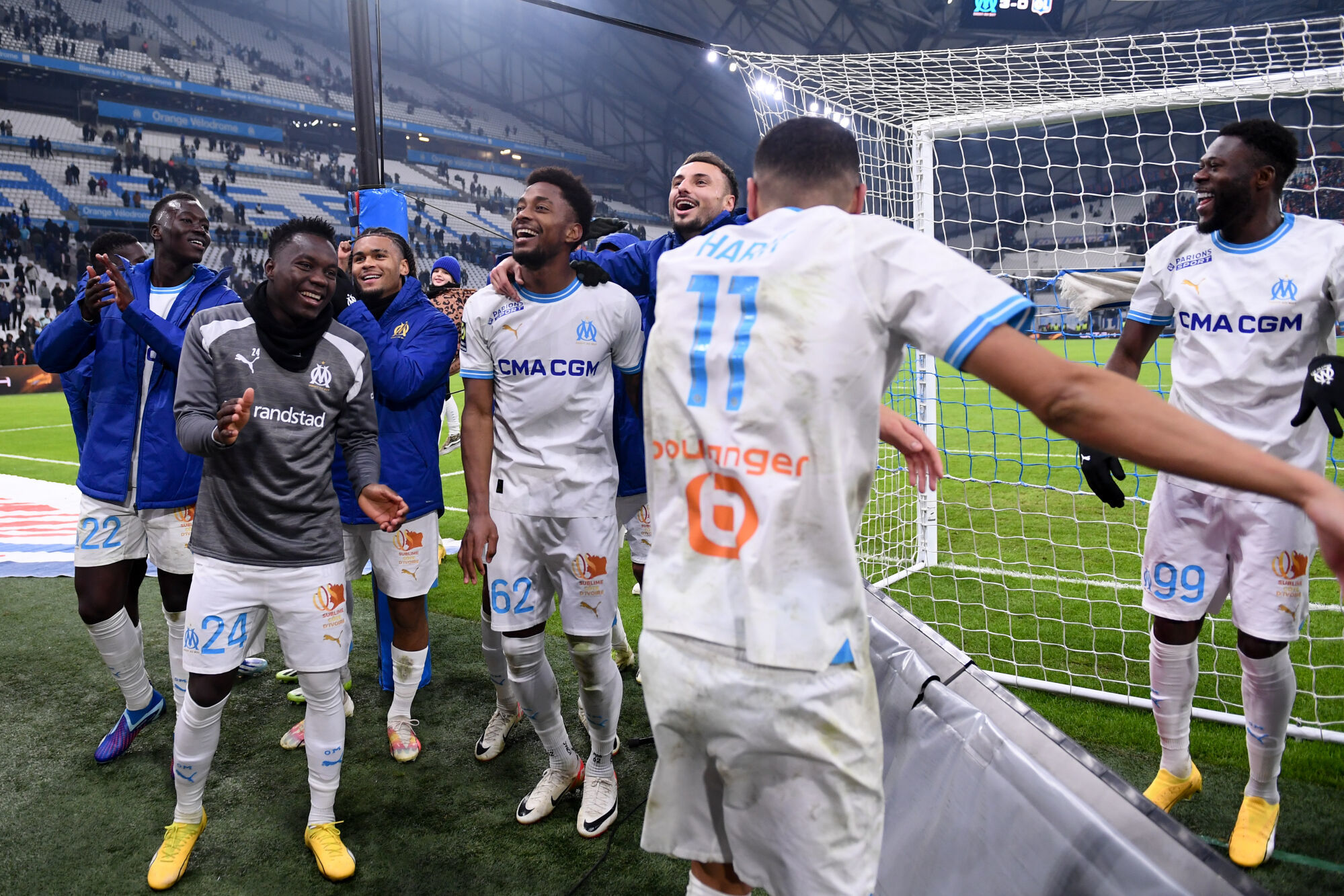 découvrez les détails du transfert de 20 millions d'euros de l'om : actualités, analyses et impacts sur l'équipe. restez informé des derniers développements du marché des transferts et des ambitions du club marseillais.