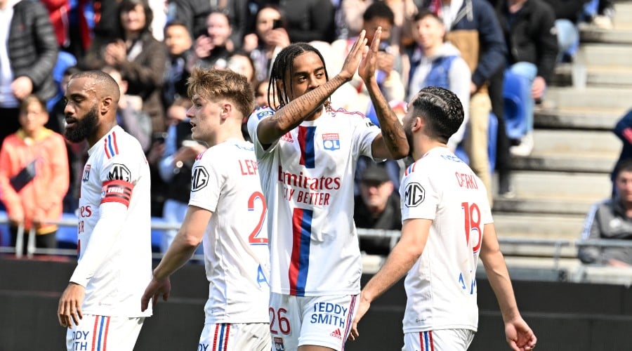 découvrez le parcours impressionnant de barcola au psg, ses performances sur le terrain et son impact au sein de l'équipe. plongez dans l'actualité du jeune talent qui fait sensation dans le monde du football.