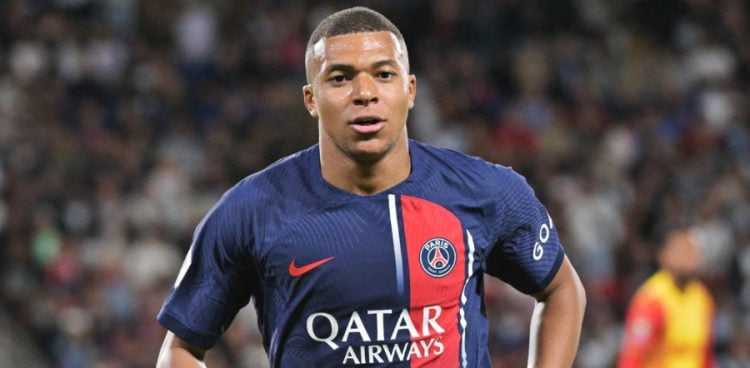 découvrez toutes les infos sur le transfert de kylian mbappé : rumeurs, négociations, et projets futurs du prodige du football français. ne ratez aucune mise à jour sur cette saga passionnante !