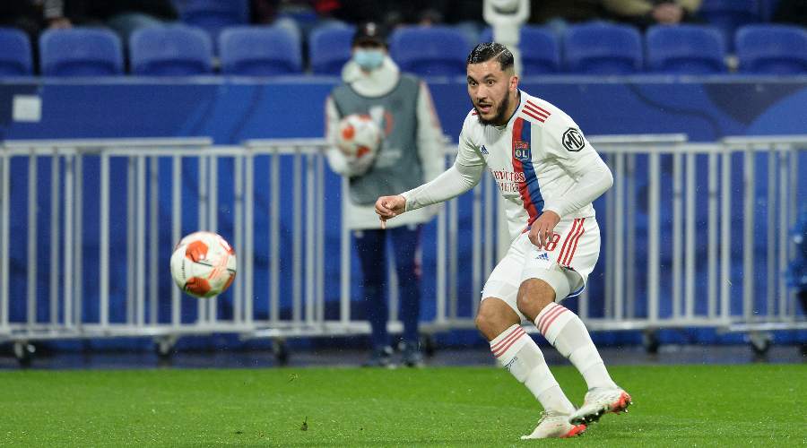 le transfert de l'ailier talentueux cherki a été confirmé, marquant une étape importante dans sa carrière. découvrez les détails de cette transaction qui promet d'enrichir le paysage footballistique.