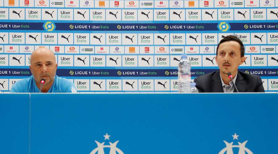 découvrez le joueur choisi par l'olympique de marseille pour renforcer son équipe. suivez son parcours, ses talents et son impact sur le jeu au cœur de cette légende du football français.