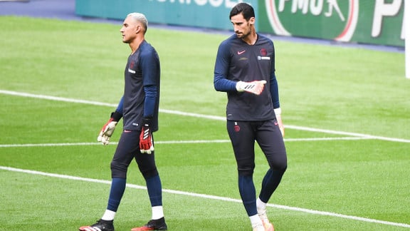 découvrez l'actualité du transfert record de 65 millions d'euros du paris saint-germain, une opération qui s'inscrit dans la stratégie ambitieuse du club pour renforcer son équipe. suivez les dernières informations et analyses sur ce transfert marqué par des enjeux sportifs et financiers.