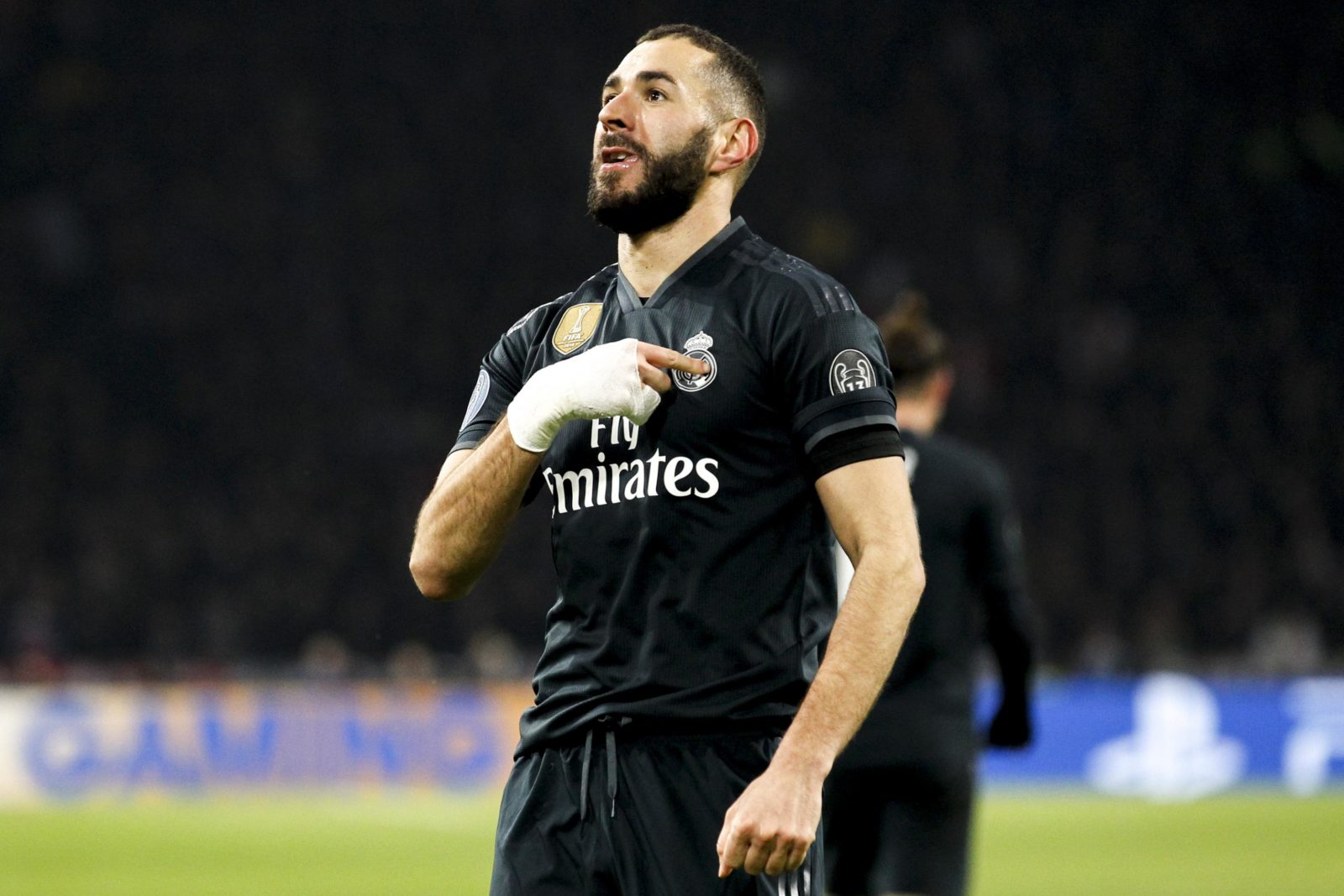 découvrez les dernières rumeurs et analyses autour de karim benzema à l'olympique de marseille. que signifie son éventuel transfert pour le club et ses fans ?