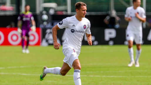 découvrez comment le paris fc concentre ses efforts sur l'acquisition de l'ailier talentueux frankowski. plongez dans les détails de cette stratégie de recrutement qui pourrait renforcer l'équipe pour la saison à venir.
