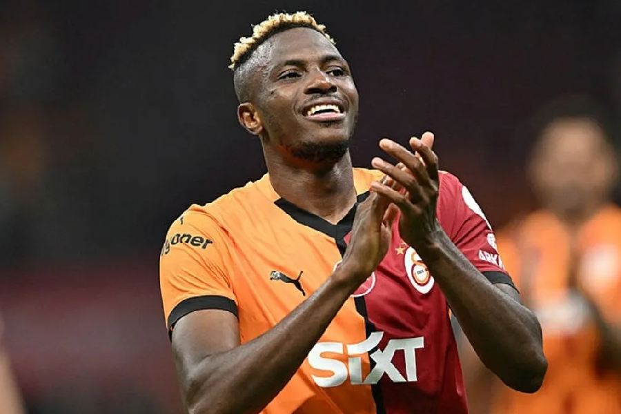 découvrez les récentes rumeurs de transfert autour de victor osimhen, l'attaquant vedette, vers le club turc de galatasaray. quelles seraient les implications de ce transfert pour les deux équipes et pour le joueur ?