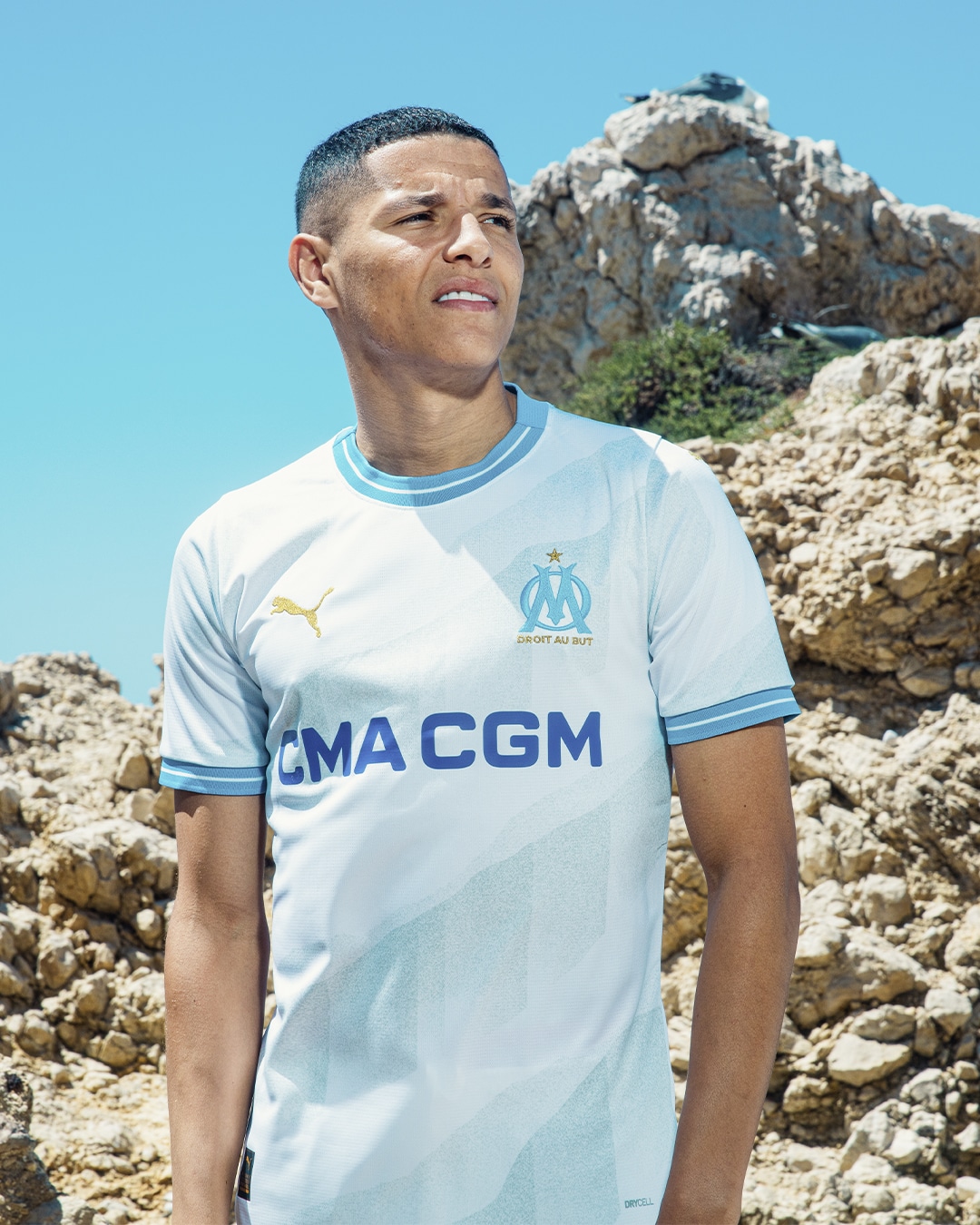 découvrez les enjeux et les implications du transfert de mason greenwood à l'olympique de marseille. analyse des performances de l'attaquant et de son intégration dans l'équipe, ainsi que l'impact de ce transfert sur l'avenir du club et du joueur.