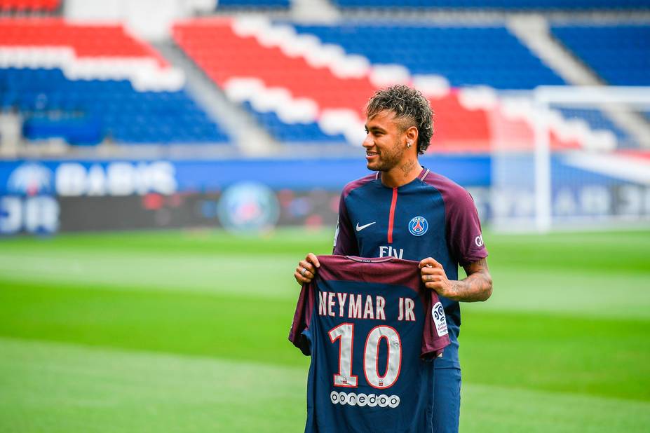 découvrez toutes les actualités et rumeurs sur le transfert psg : arrivées, départs, analyses et dernières infos du mercato parisien.