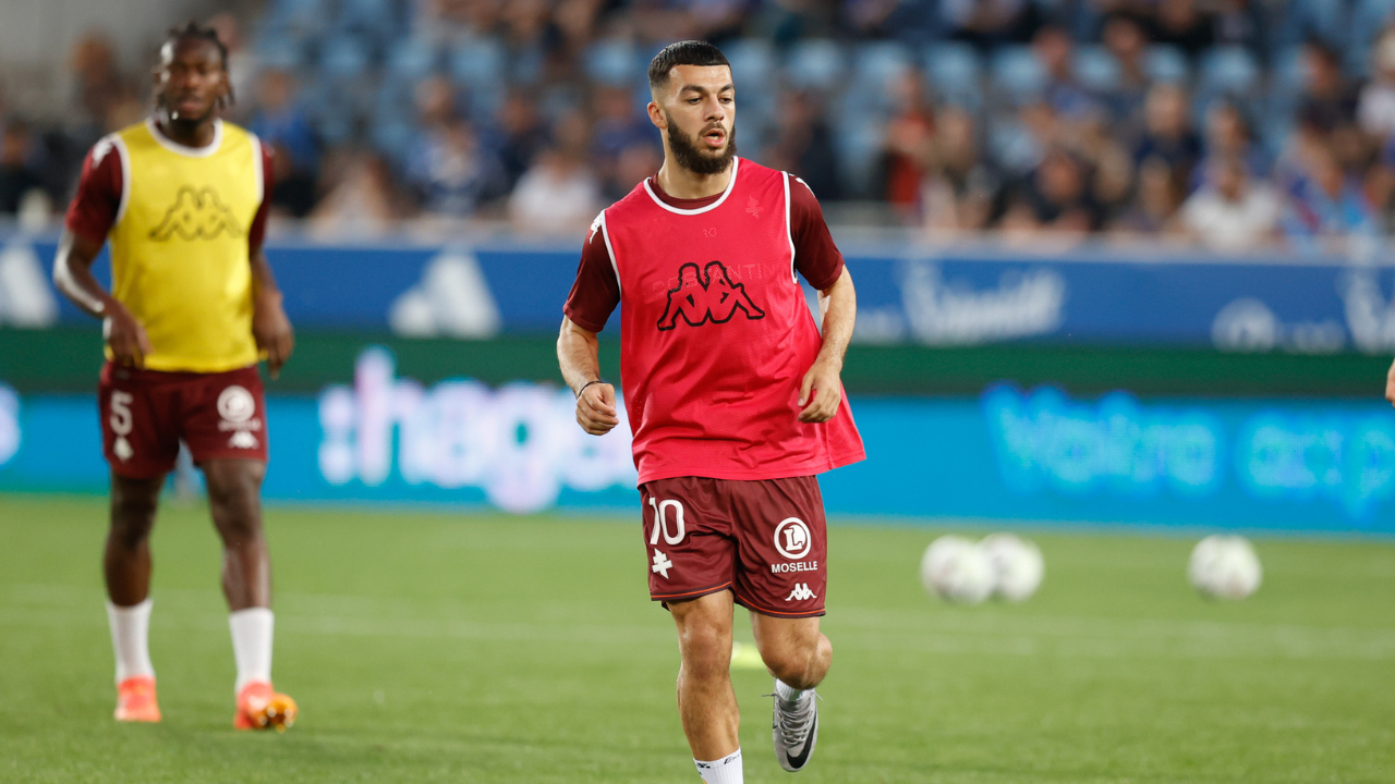 découvrez toutes les informations sur le transfert de mikautadze à villarreal : actualités, analyses et impact sur l'équipe espagnole.