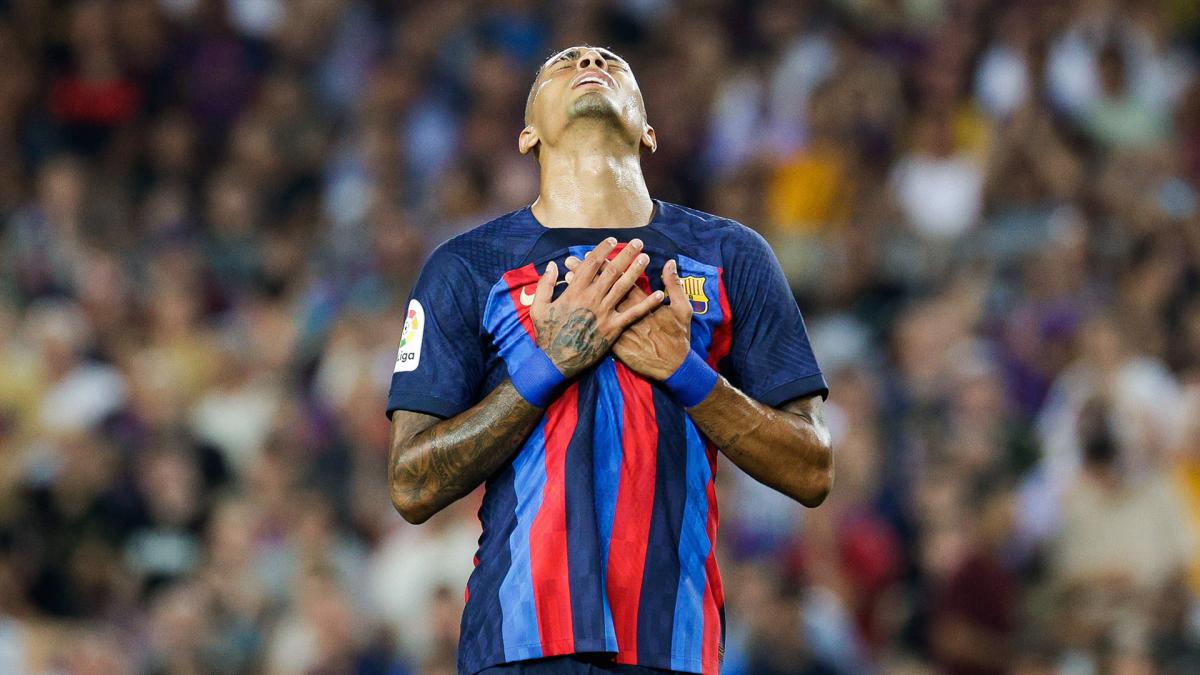 suivez toutes les actualités du transfert de raphinha au barça : rumeurs, confirmations officielles, montant du transfert et analyses sur l'impact de son arrivée au fc barcelone.