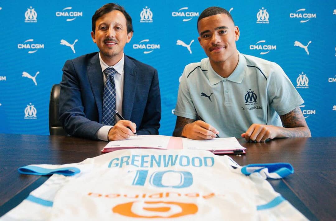 découvrez tous les détails sur le transfert de greenwood : révélation des négociations, montant du transfert et principales réactions.