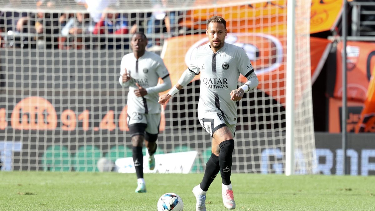 découvrez les dernières actualités sur le transfert de neymar : rumeurs, confirmations, montants et analyses complètes de son possible changement de club.