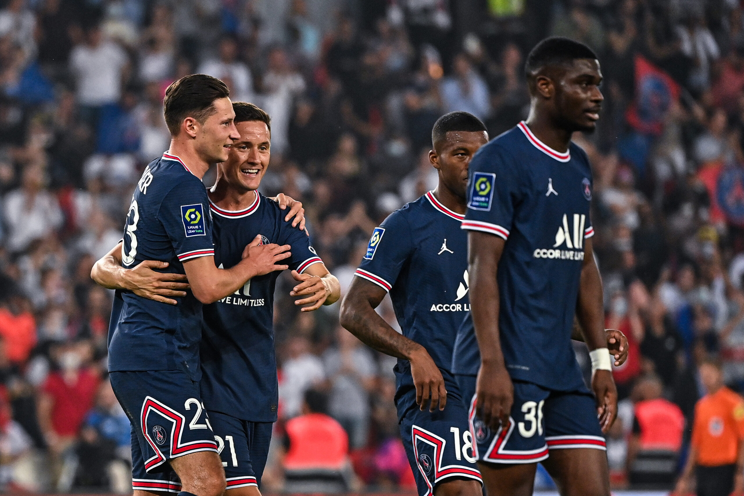 découvrez toutes les dernières actualités, rumeurs et informations officielles sur les transferts du psg : arrivées, départs, mercato et analyses pour suivre l'évolution de l'effectif parisien.