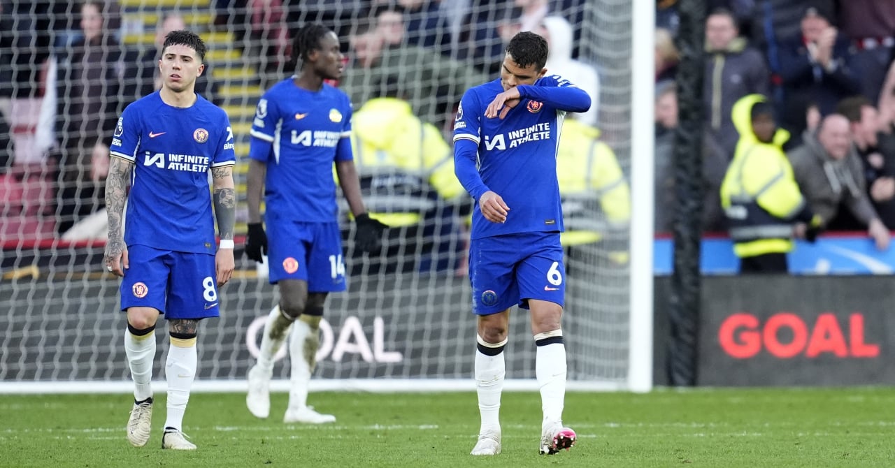 analyse de la baisse de la valeur des joueurs de chelsea : causes, impact sur l'équipe et perspectives pour l'avenir.