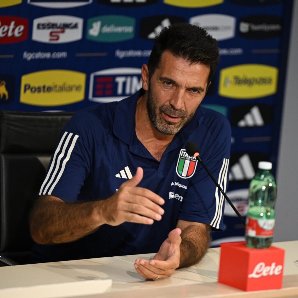 découvrez l'histoire de louis buffon, un talent italien prometteur déjà regretté, dont le parcours a marqué les esprits.