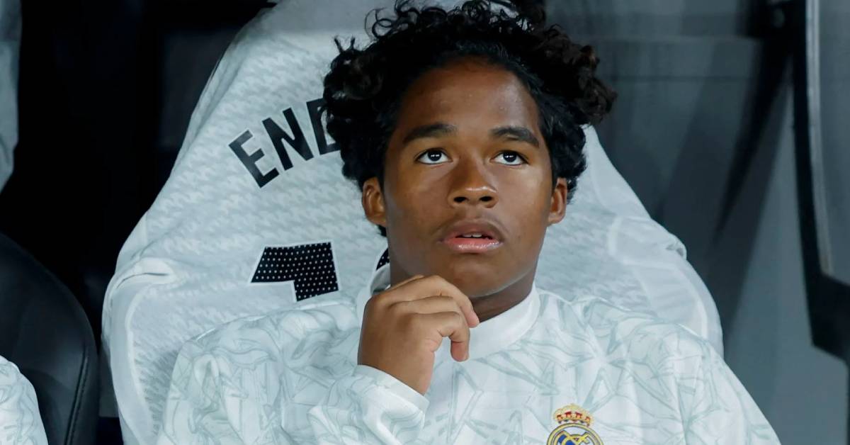 découvrez les transferts majeurs d'osimhen, kanté et endrick en europe, les dernières actualités mercato et les impacts de ces mouvements sur leurs nouveaux clubs.