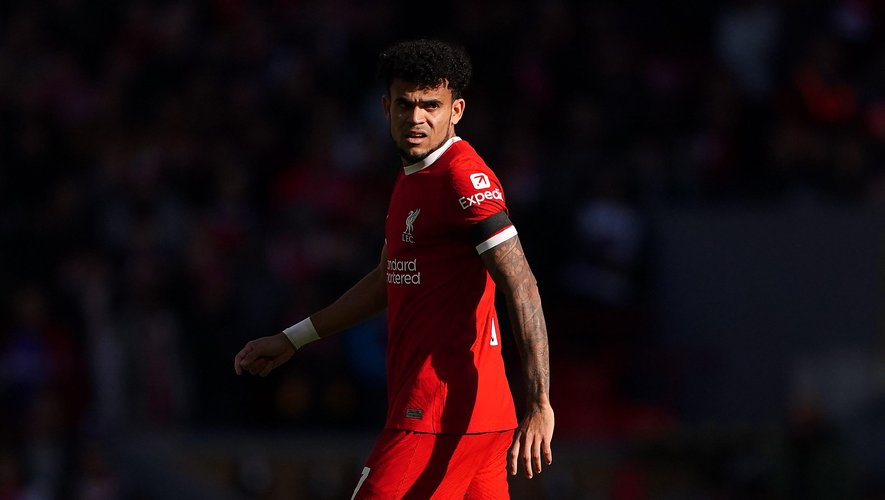 découvrez pourquoi luis diaz a été sanctionné par l'uefa et les conséquences de cette décision sur sa carrière et son équipe.