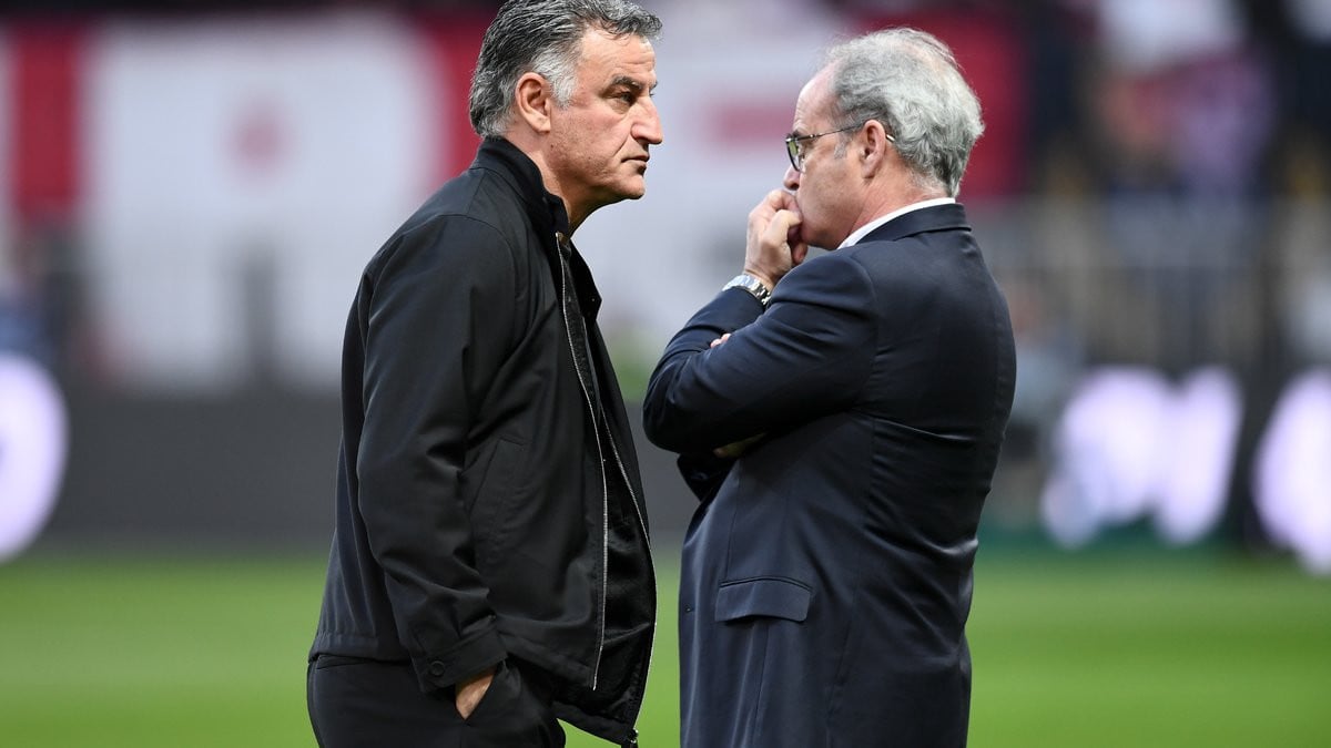 découvrez toutes les informations sur le transfert inattendu au psg : analyse, réactions et implications pour l'équipe.