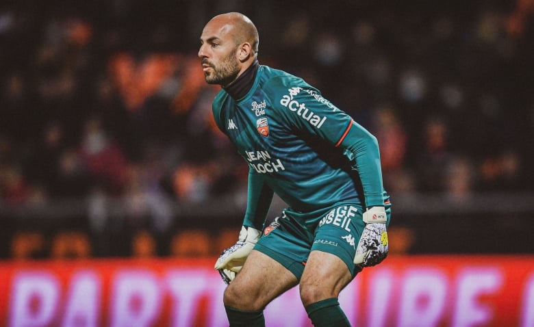 découvrez les préparatifs de l'asse pour un départ imminent, entre stratégies et décisions clés pour l'avenir du club.