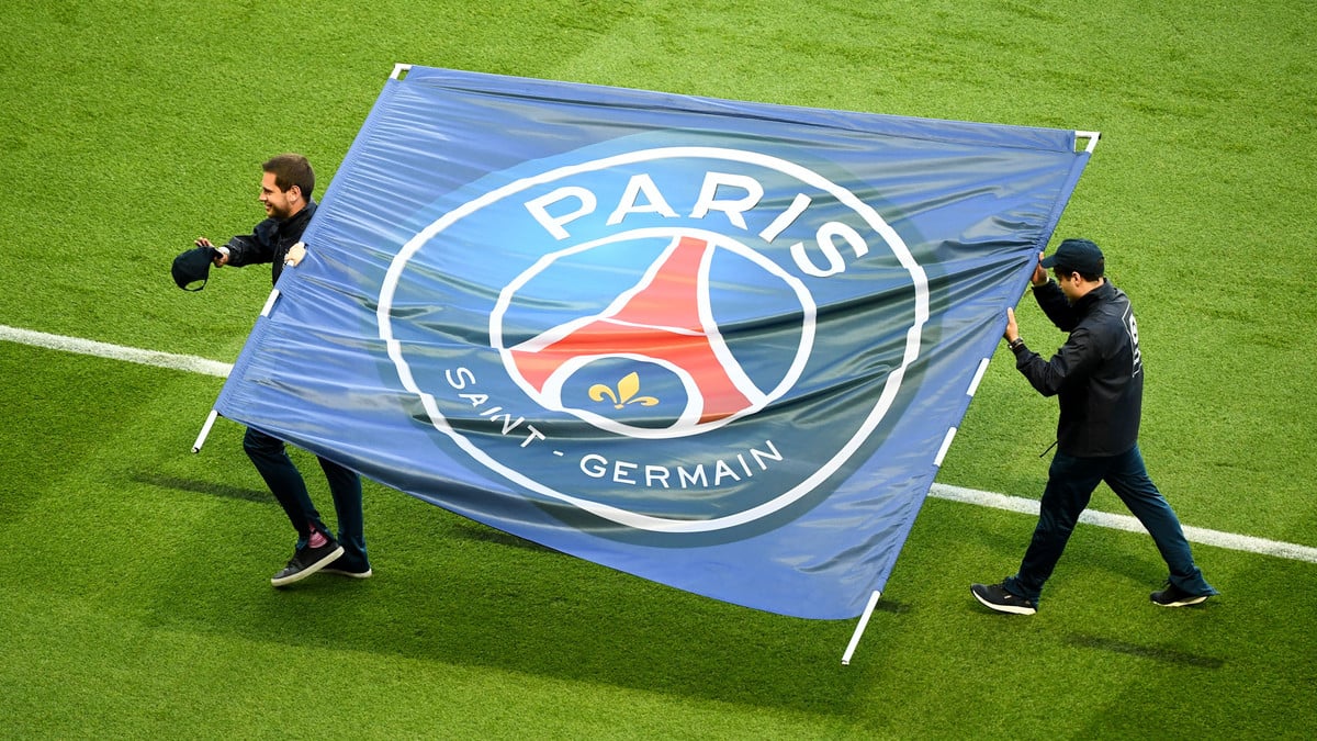 le psg prépare un transfert d'une valeur de 100 millions d'euros pour renforcer son équipe lors du prochain mercato.