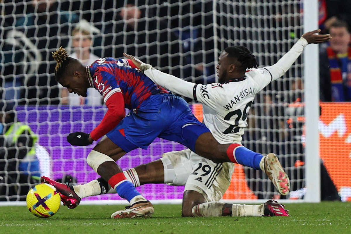 découvrez les dernières rumeurs de transfert impliquant la star de crystal palace rêvant de rejoindre manchester united. suivez toutes les actualités et analyses sur ce potentiel transfert.