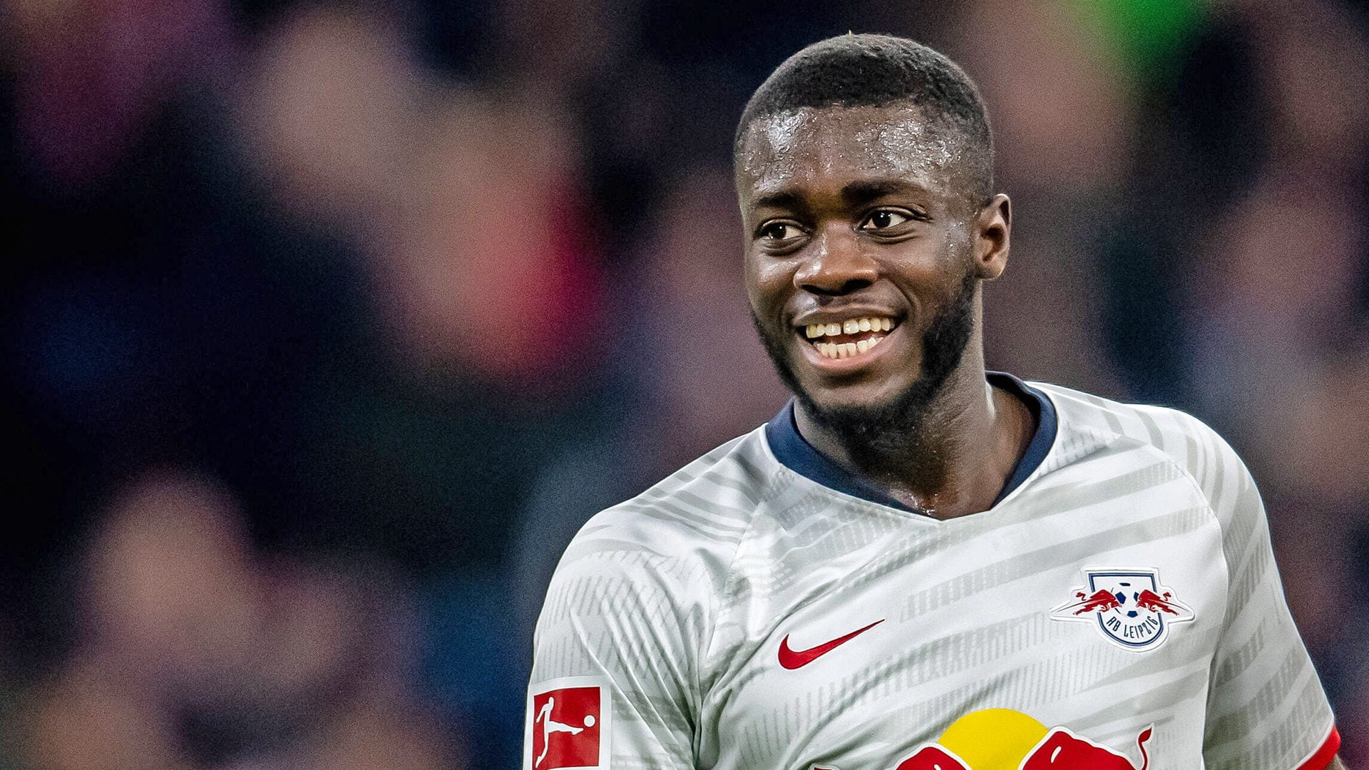 upamecano ciblé par le real madrid pour renforcer sa défense lors du prochain mercato.